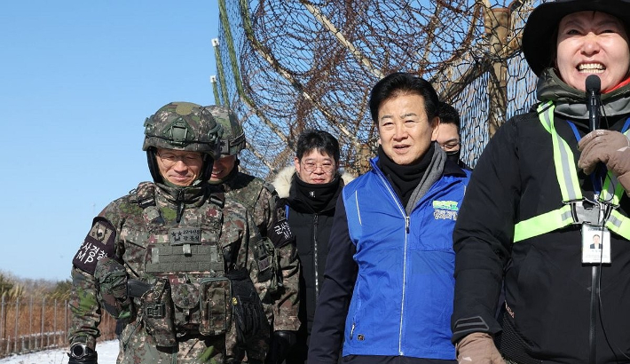 한반도 방위 맡기면서 DMZ는 예외라는 美·유엔사