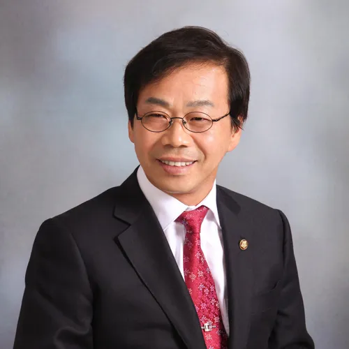 이완영 한국공인노무사회장 