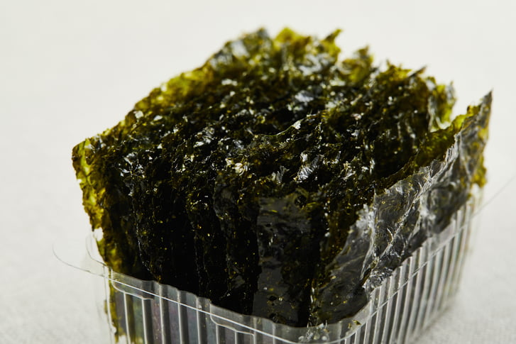 외국인들 엄청 사먹더니 결국 가격 치솟은 '이 것'