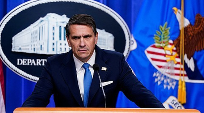 美엡스타인 논란 일파만파…